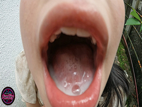 恥ずかしい露出デートでアヘ潮ダダ漏れしちゃった敏感ロリっ娘 りょうちゃん１９歳　サンプル画像10